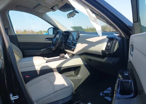 2022 Nissan Pathfinder Sv 2Wd from USA, damaged, VIN 5N1DR3BA4NC240054